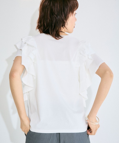 ELLEgirl（エルガール）の「ボリュームラッフルスリーブTシャツ【ELLEgirl/エル ガール】（Tシャツ/カットソー・レディース・ピンク/ブラック/ホワイト・FREE）」の9枚目の写真