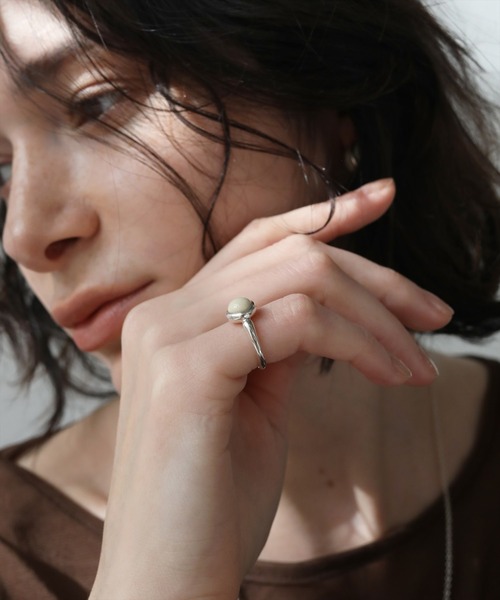 TEN.(テン)の「SILVER925 ピティートリング(リング・レディース・ブラウン/ベージュ・#3/#7/#5/#1)」の3枚目の写真