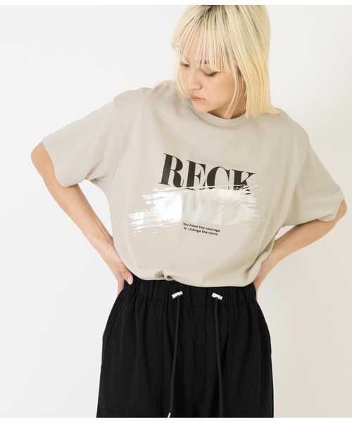 ANAP（アナップ）の「箔ペイントプリントTシャツ（Tシャツ/カットソー・レディース・ベージュ/ホワイト/ブラック・FREE）」の15枚目の写真