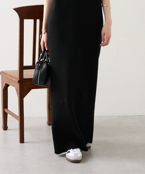 mystic（ミスティック）の「【サイズ展開あり】リブニットキャミワンピース（ワンピース・レディース・ベージュ/ブラック・1/2）」の10枚目の写真