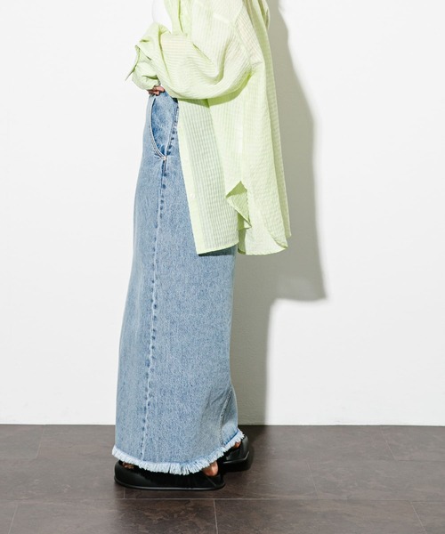 KBF（ケイビーエフ）の「フリンジデニムスカート（スカート・レディース・ライトブルー/ブラック・ONE）」の10枚目の写真