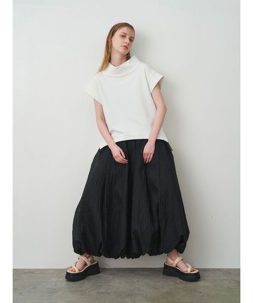 ELENDEEK(エレンディーク)の「オフネックカットソー(Tシャツ/カットソー・レディース・オフホワイト/ブラック/ベージュ・FREE)」の10枚目の写真