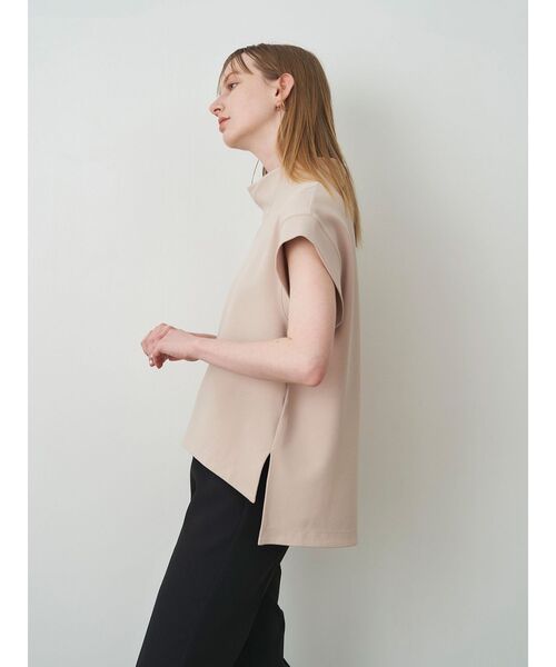 ELENDEEK(エレンディーク)の「オフネックカットソー(Tシャツ/カットソー・レディース・オフホワイト/ブラック/ベージュ・FREE)」の13枚目の写真