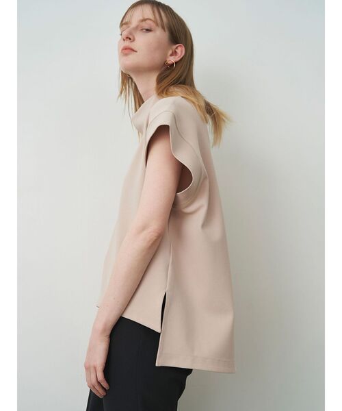 ELENDEEK（エレンディーク）の「オフネックカットソー（Tシャツ