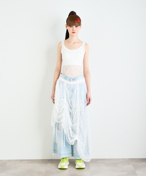 ANNA SUI NYC(アナ スイ エヌ ワイ シー)の「ANNA SUI NYC ストレッチレースタンクトップ(タンクトップ・レディース・ブラック/ホワイト/パープル・FREE)」の4枚目の写真