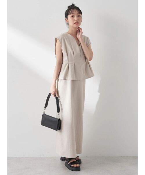 earth music&ecology(アースミュージックアンドエコロジー)の「SET2点ヘリンボーンベスト+キャミドレ(ワンピース・レディース・ブラック/ベージュ/ブラウン・FREE)」の10枚目の写真