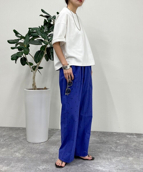 fredy emue（フレディエミュ）の「ドット刺繍イージーパンツ（その他パンツ・レディース・ブラック系その他/ブルー系その他・38）」の4枚目の写真