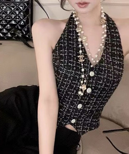 gossip!ロサンゼルス(ゴシップロサンゼルス)の「ツイード調ハルターネックビスチェ 前ボタン ノースリーブ クロップド丈 レディース V ネック キャミソール(キャミソール・レディース・ピンク/ブラック・S/M/L)」の2枚目の写真