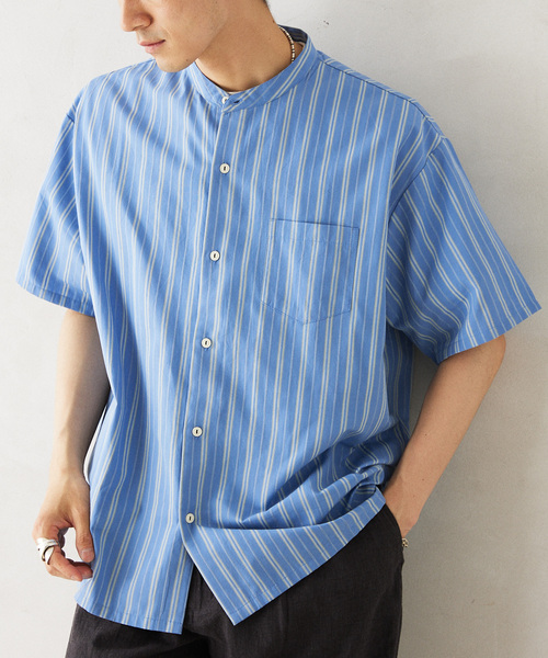 JOURNAL STANDARD relume（ジャーナルスタンダード　レリューム）の「INDIA SHIRTINGS ストライプバンドカラーシャツ（シャツ/ブラウス・メンズ・ブルー/ベージュ・LARGE/MEDIUM）」の2枚目の写真
