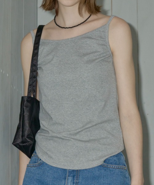 GIUNON（ジウノン）の「backless shirring camisole / バックレスシャーリングキャミソール（キャミソール・レディース・アイボリー/グレー/ネイビー・FREE）」の2枚目の写真