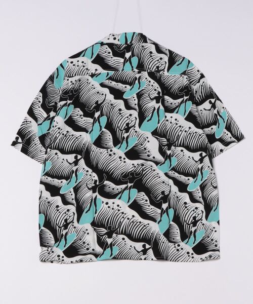 Avanti（アヴァンティ）の「アロハシャツ（シャツ/ブラウス・メンズ・ブラック×ブルー/イエロー/ネイビー・M/L/XL）」の4枚目の写真