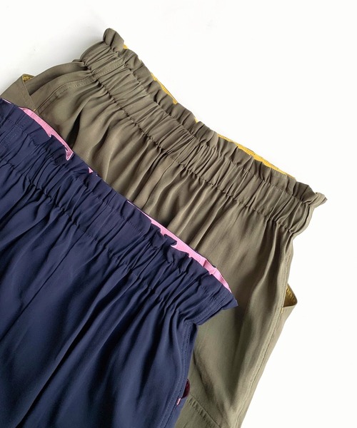 Q（キュー）の「カーゴワイドパンツ（カーゴパンツ・レディース・カーキ/ネイビー・MEDIUM）」の7枚目の写真