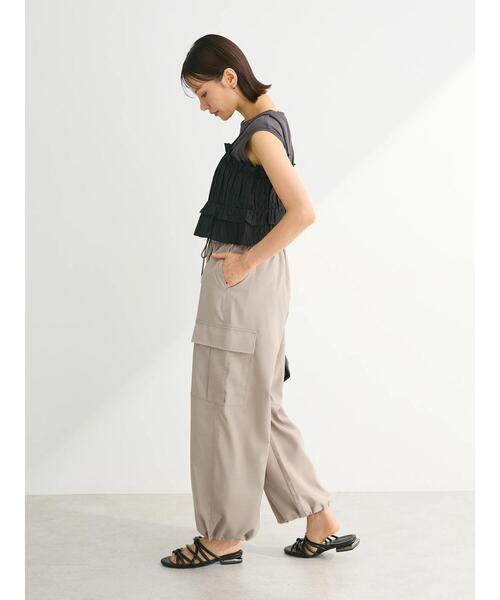 Green　Parks（グリーンパークス）の「シャーリングキャミビスチェ（キャミソール・レディース・ブラック/ホワイト系その他2・FREE）」の4枚目の写真