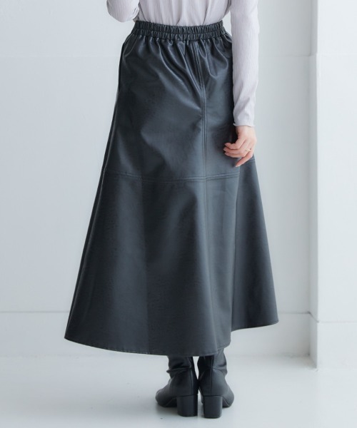 nissen（ニッセン）の「ロング丈フェイクレザースカート（スカート・レディース・ブラック/ブラウン・LL/L/M/S）」の16枚目の写真