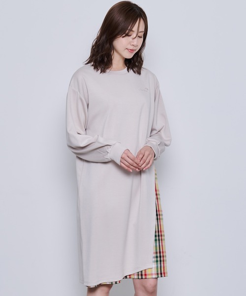 Arnold Palmer(アーノルドパーマー)の「パーマーチェック ドッキング スリット ワンピース(ワンピース・レディース・ベージュ/ネイビー/アイボリー・S/M/L)」の13枚目の写真