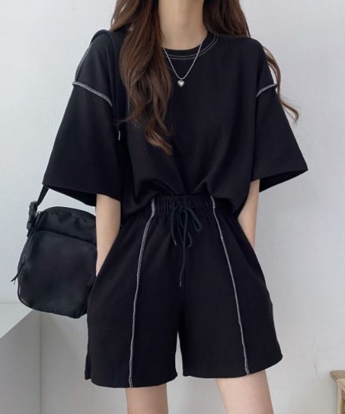 AMELY(エミリー)の「配色スウェットハーフパンツセットアップ(セットアップ・レディース・ブラック/ベージュ/グレー・フリー)」の7枚目の写真
