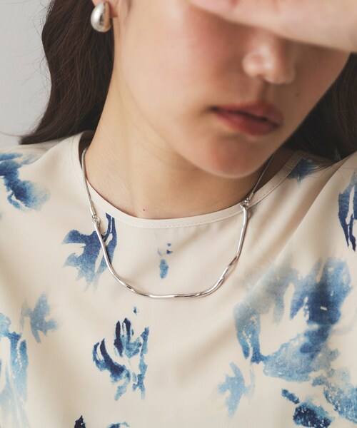 OPAQUE.CLIP(オペークドットクリップ)の「◆メタルスライドネックレス(ネックレス・レディース・シルバー/ゴールド・00)」の3枚目の写真