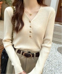 COMON＋（コモンプラス）の「金ボタン使い ヘンリーネックリブニットソー（ニット/セーター）」