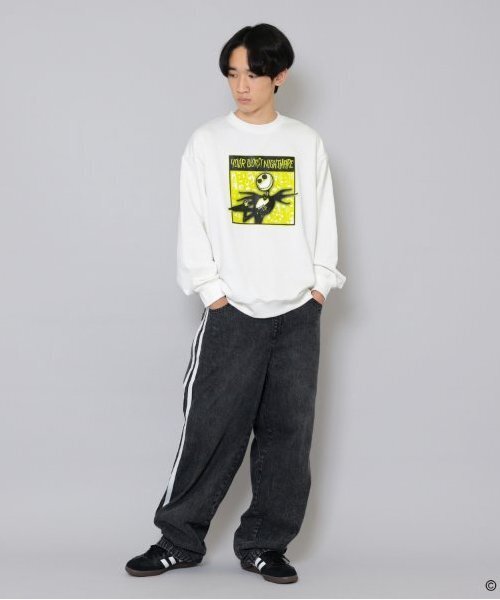 GLAZOS（グラソス）の「【大人向けサイズあり】【ナイトメアー・ビフォア・クリスマス】ジャック/ボックスプリントトレーナー（スウェット・キッズ・ブラック/ホワイト・S/M/L/LL）」の3枚目の写真