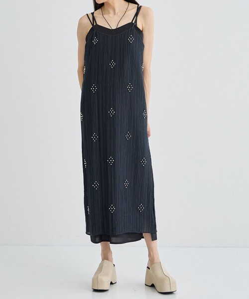 STUDIOUS(ステュディオス)の「【IHNN/イン】STUDS LAYERD DRESS(ドレス・レディース・ブラック・36/38)」の1枚目の写真