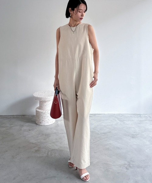 Doux archives（ドゥアルシーヴ）の「デニムサロペット（サロペット/オーバーオール・レディース・アイボリー/ネイビー・FREE）」の2枚目の写真