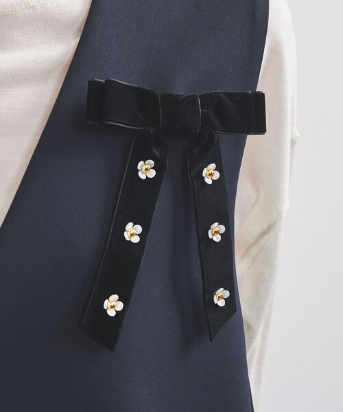 UNITED ARROWS（ユナイテッドアローズ）の「フラワーリボン 2WAY ヘアクリップ（バレッタ/ヘアクリップ・レディース・ブラック・FREE）」の2枚目の写真