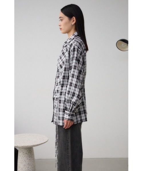 AZUL by moussy(アズールバイマウジー)の「フロントシャーリングシャツ(シャツ/ブラウス・レディース・ブラック系その他/アイボリー/グレー・FREE)」の8枚目の写真