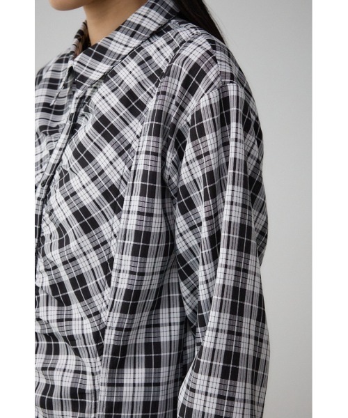 AZUL by moussy(アズールバイマウジー)の「フロントシャーリングシャツ(シャツ/ブラウス・レディース・ブラック系その他/アイボリー/グレー・FREE)」の11枚目の写真