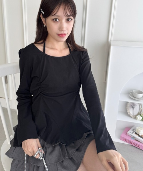 Loueme(ルエム)の「ウエストギャザーホルターネックトップス(Tシャツ/カットソー・レディース・オフホワイト/ブラック/グレー・FREE)」の12枚目の写真