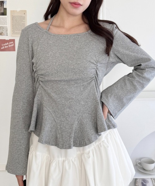 Loueme(ルエム)の「ウエストギャザーホルターネックトップス(Tシャツ/カットソー・レディース・オフホワイト/ブラック/グレー・FREE)」の17枚目の写真