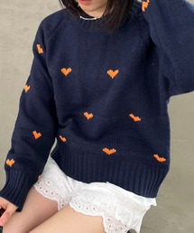 ハート柄ショート丈ニット
