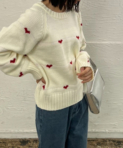 mebole(メボレ)の「ハート柄ショート丈ニット(ニット/セーター・レディース・ネイビー/イエロー/グレー/アイボリー・FREE)」の10枚目の写真
