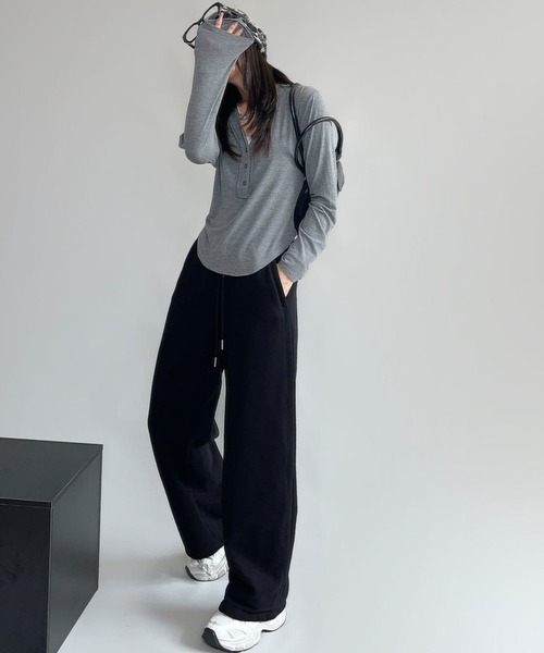 aimoha（アイモハ）の「裏起毛ワイドレッグスウェットパンツ (AW)（スウェットパンツ・レディース・ワインレッド/ダークグレー/ネイビー/ブラック/オフホワイト/パープル/オレンジ・FREE）」の12枚目の写真