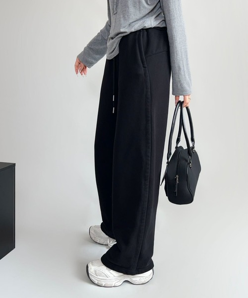 aimoha（アイモハ）の「裏起毛ワイドレッグスウェットパンツ (AW)（スウェットパンツ・レディース・ワインレッド/ダークグレー/ネイビー/ブラック/オフホワイト/パープル/オレンジ・FREE）」の13枚目の写真
