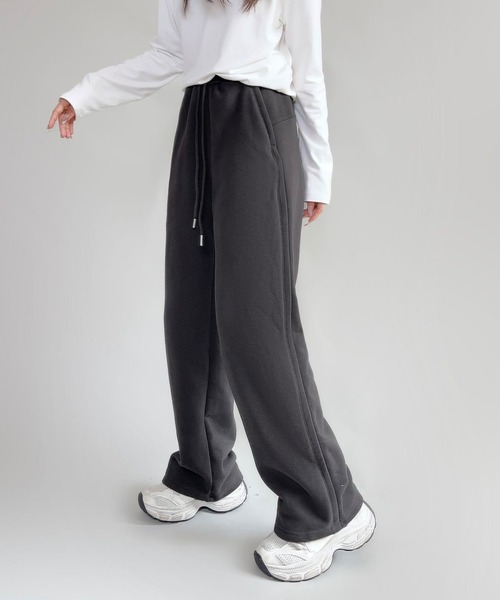 aimoha（アイモハ）の「裏起毛ワイドレッグスウェットパンツ (AW)（スウェットパンツ・レディース・ワインレッド/ダークグレー/ネイビー/ブラック/オフホワイト/パープル/オレンジ・FREE）」の18枚目の写真