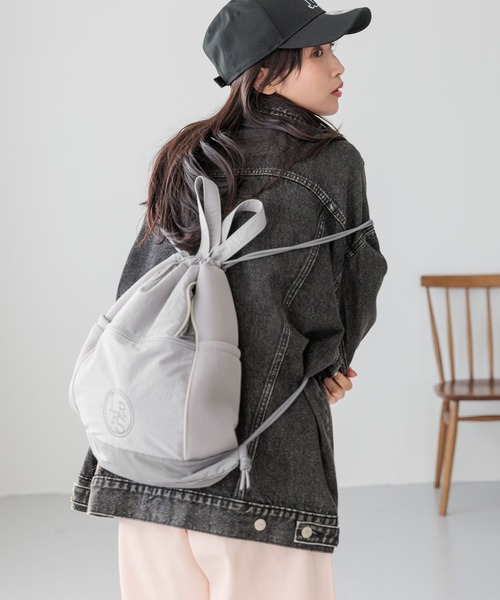 LOWRYS FARM(ローリーズファーム)の「LFメッシュナップサック 290614(バックパック/リュック・レディース・オフホワイト/ブラック/グレー・FREE)」の3枚目の写真