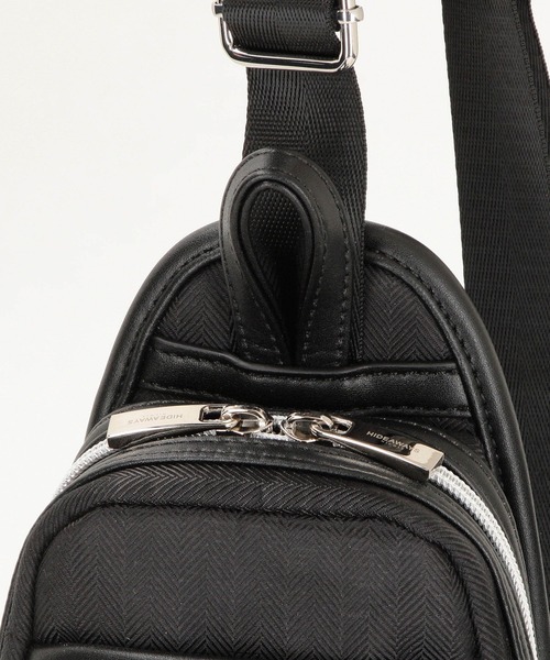 HIDEAWAYS NICOLE(ハイダウェイニコル)の「ミニボディバッグ(ボディバッグ/ウエストポーチ・メンズ・ネイビー/ブラック系1/ブラック系2/グレー/ブラック・FREE)」の14枚目の写真