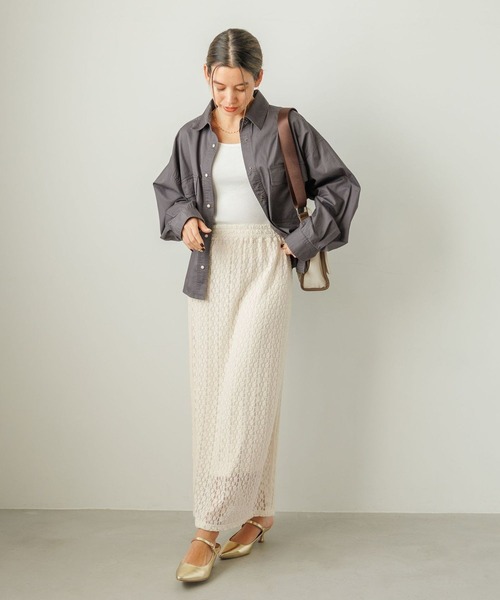 BAYFLOW（ベイフロー）の「[ショートとロングで選べる着丈]コットンボーイフレンドシャツ（シャツ/ブラウス・レディース・チャコール/カーキ/オフホワイト・SMALL/MEDIUM）」の5枚目の写真