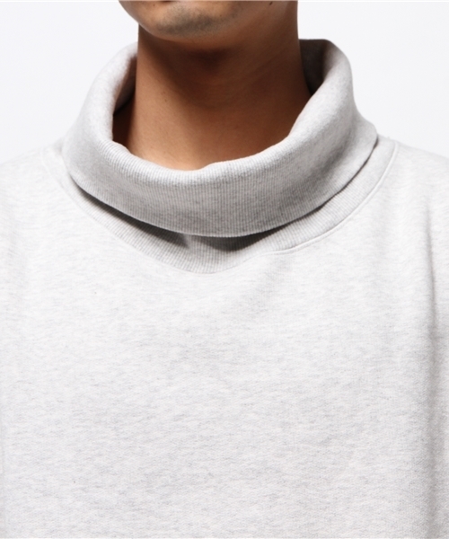 CIAOPANIC TYPY(チャオパニックティピー)の「ルーヘビー裏毛オーバータートル(スウェット・メンズ・ホワイト/オリーブ/ブラック・MEDIUM/LARGE)」の6枚目の写真