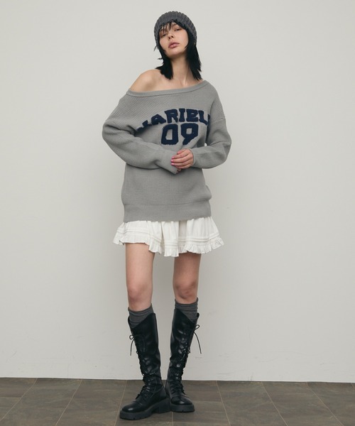 uyu.(ウユ)の「オフショルダーロゴニットプルオーバー【uyu./ウユ】(ニット/セーター・レディース・ネイビー/グレー・FREE)」の10枚目の写真