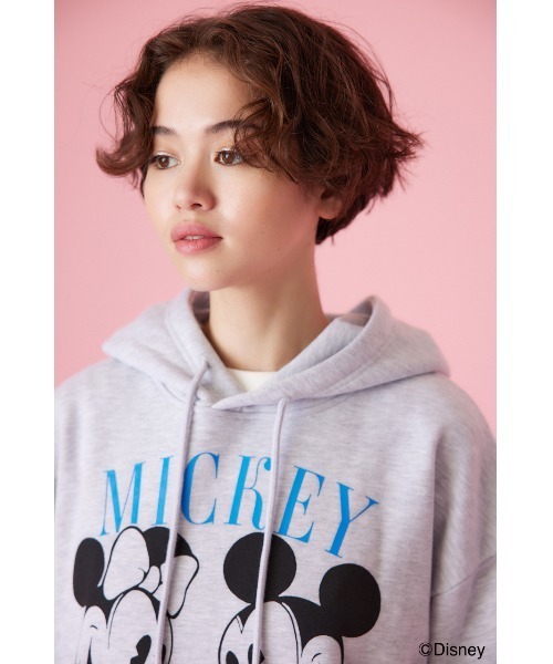 RODEO CROWNS WIDE BOWL（ロデオクラウンズワイドボウル）の「(ミッキー＆ミニー)スウェットパーカー（スウェット・レディース・ブラック/ピンク/杢グレー・FREE）」の7枚目の写真