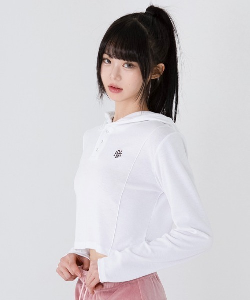 パーカー A'GEM/9 × .kom 「muah muah/ムーアムーア」 LOGO STITCH CROP HOOD ZIPUP/ロゴステッチクロ A'GEM/9 × .kom 『muah muah/ムーアムーア』 LOGO STITCH