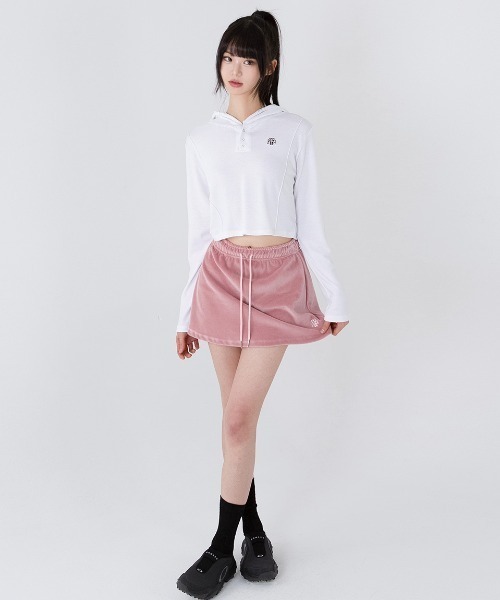 muahmuah（ムーアムーア）の「A'GEM/9 × .kom 『muah muah/ムーアムーア』 STITCH LINE CROP HOODIE/ステッチライン クロップパーカー（パーカー・レディース・ホワイト/チャコールグレー/ピンク・FREE）」の14枚目の写真