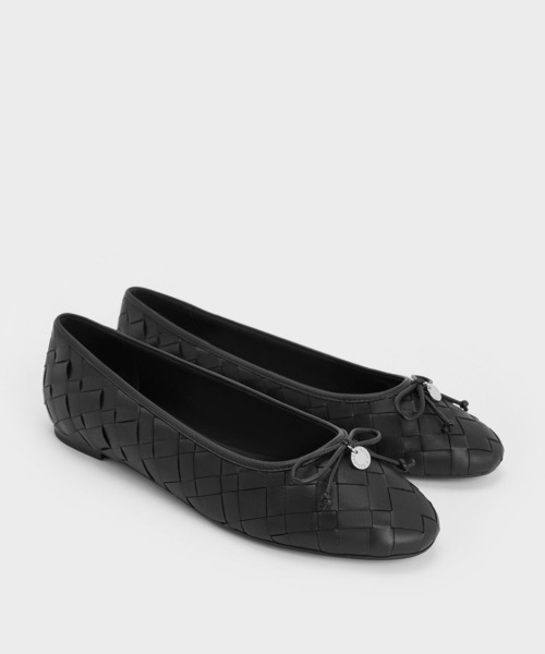 CHARLES & KEITH（チャールズ & キース）の「ウーブン ボウバレエフラット（バレエシューズ・レディース・オフホワイト/ブラック/ブラウン系その他3・25.5cm/25cm/24.5cm/23.5cm/23cm/22.5cm）」の19枚目の写真