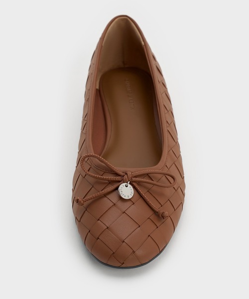 CHARLES & KEITH（チャールズ & キース）の「ウーブン ボウバレエフラット（バレエシューズ・レディース・オフホワイト/ブラック/ブラウン系その他3・25.5cm/25cm/24.5cm/23.5cm/23cm/22.5cm）」の10枚目の写真