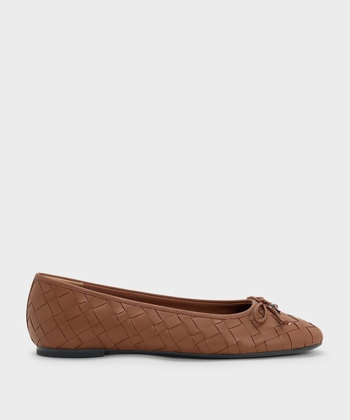 CHARLES & KEITH（チャールズ & キース）の「ウーブン ボウバレエフラット（バレエシューズ・レディース・オフホワイト/ブラック/ブラウン系その他3・25.5cm/25cm/24.5cm/23.5cm/23cm/22.5cm）」の7枚目の写真