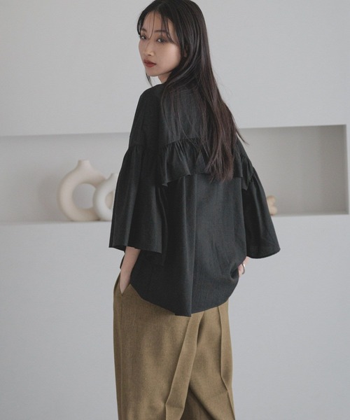 LOWRYS FARM（ローリーズファーム）の「バンドフリル８分袖　 252720（シャツ/ブラウス・レディース・イエロー/ブルー/ブラック/アイボリー・FREE）」の10枚目の写真