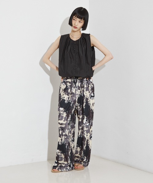 NOMINE（ノミネ）の「タック バルーン タンクトップ ブラウス（シャツ/ブラウス・レディース・グリーン/ブラウン/ホワイト/ブラック・フリー）」の21枚目の写真