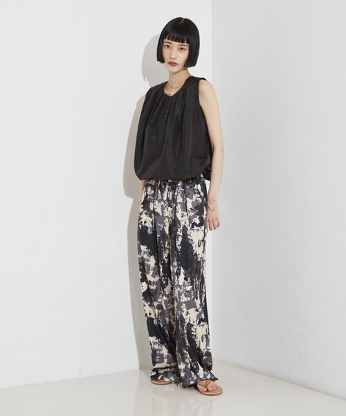 NOMINE（ノミネ）の「タック バルーン タンクトップ ブラウス（シャツ/ブラウス・レディース・グリーン/ブラウン/ホワイト/ブラック・フリー）」の22枚目の写真