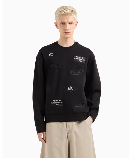 ARMANI EXCHANGE(アルマーニエクスチェンジ)の「【A|X アルマーニ エクスチェンジ】ロゴパッチ クルーネックスウェットプルオーバー(スウェット・メンズ・ホワイト/ブラック・LARGE/MEDIUM/SMALL/X-LARGE/X-SMALL/XX-LARGE)」の2枚目の写真